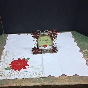 Beautiful 18" X 18"poinsettia embroidered mat with NIB poinsettia picture frame.